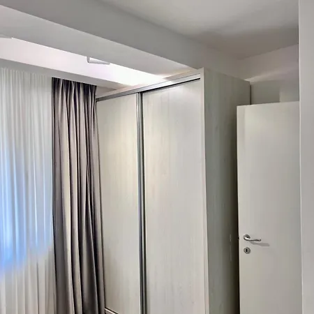 Apartamento Center Blloku - Elegant 03 Tirana