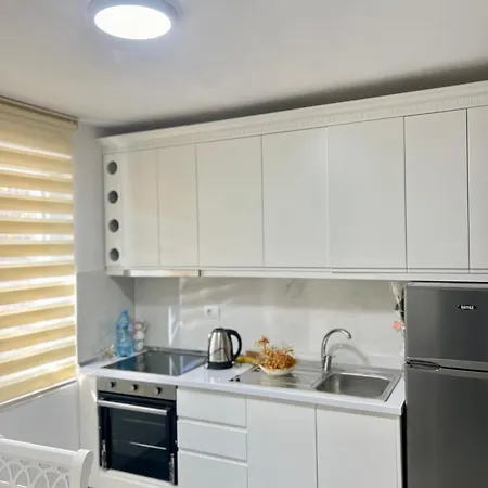 Center Blloku - Elegant 03 Apartment *